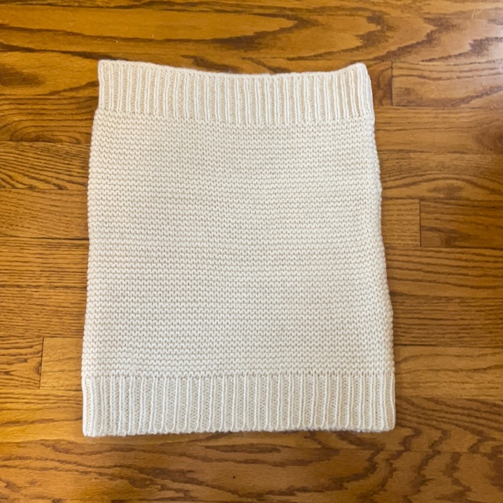 Gap White Pullover Scarf